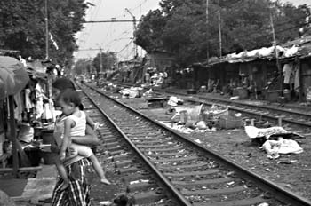 Vías del tren, Indonesia