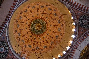 Detalle de una cúpula en Suleymaniye Camii, Estambul, Turquía