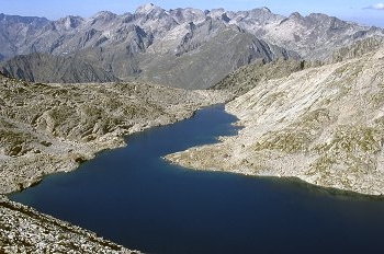 Ibón de Cregüeña