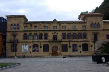 Fachada de palacio