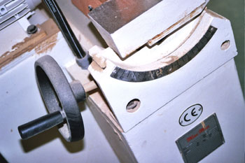 Volante de inclinación de la mesa con escala graduada