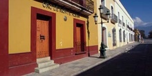 Calle Macedonia Alcala, Oaxaca, México