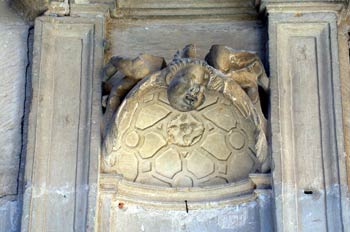 Hornacina del Claustro Antiguo del Monasterio de Irache, Ayegui,
