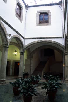 Patio interior del Palacio de Carvajal - Cáceres
