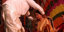 Atado del thaali en una boda india