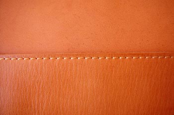 Pespunte de realce al canto