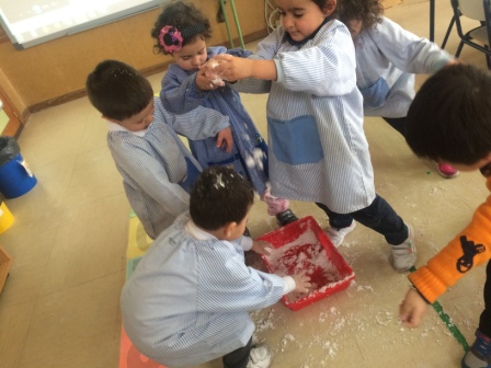 2017_02_LOS DELFINES FABRICAN NIEVE 3