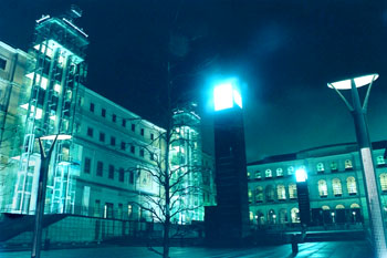 El Museo Reina Sofía de noche, Madrid