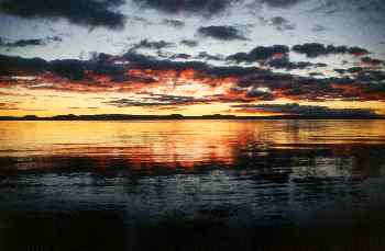 Lago Taupo al atardecer, Nueva Zelanda