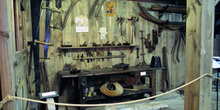 Banco de trabajo de carpintería de ribera, Museo Marítimo de Ast
