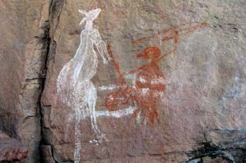 Pintura rupestre: escena de caza, Kakadu, Australia