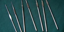 Agujas metalicas para hacer punto de ganchillo en hilo