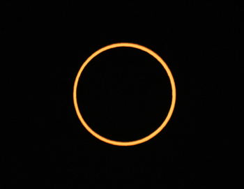 Fase máxima del eclipse anular 04