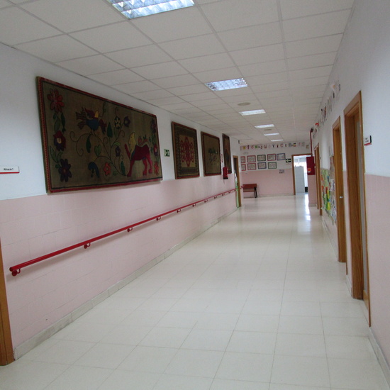 PASILLO PRIMARIA3
