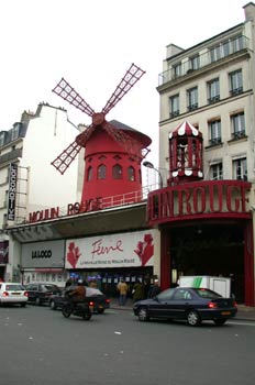 Molin Rouge, París, Francia