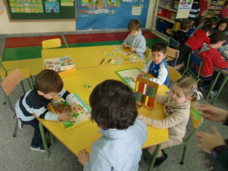 Las Abejas construyen su  panal 2