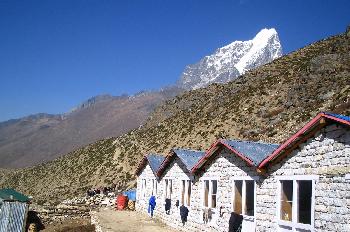 Casas en Chukhung con vista al Ama Dablam