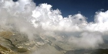 Nubes en la cima del Valle de Ordesa