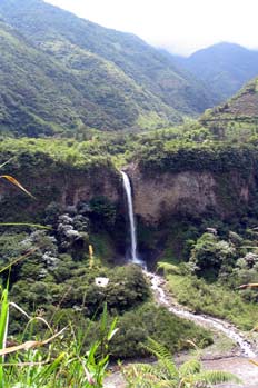 Cascada Manto de la Novia, Baños, Ecuador