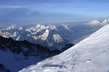 Sierras nevadas vistas desde el Balcón del Everest