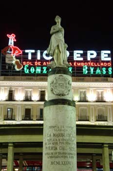 Estatua de Venus La Mariblanca en Puerta de Sol, Madrid