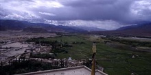 Panorámica del valle del Indo desde el gompa de Spitok, Ladakh,