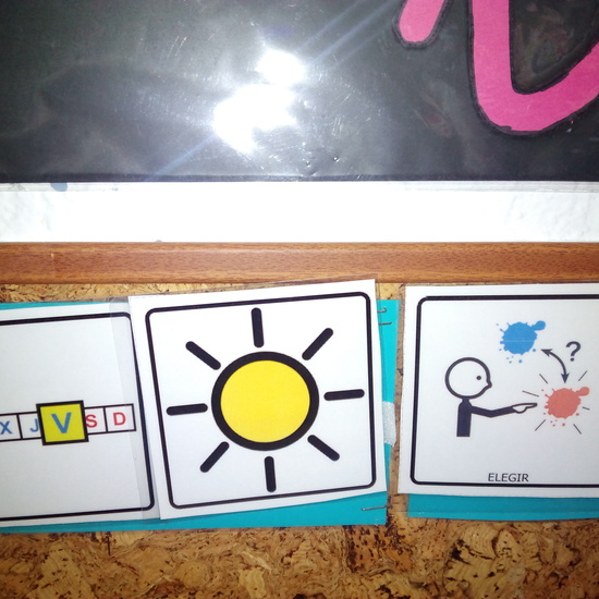 Seminario:material manipulativo para infantil y primaria adaptado a alumnos con T.E.A. 11