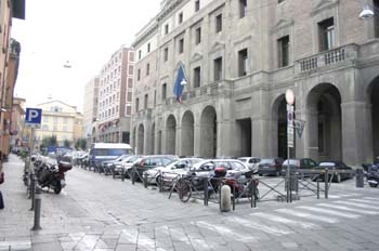 Piazza Galileo, Bolonia