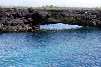 Islotes de lava solidificada en la Isla Isabela, Ecuador
