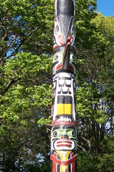 Totem más alto del mundo, Victoria