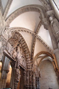 Pórtico de la Gloria, Catedral de Santiago de Compostela, La Cor