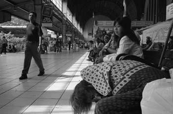Estación de tren de Jakarta, Indonesia