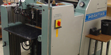 Máquina offset Roland