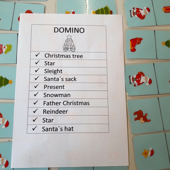 Christmas-Domino-contents