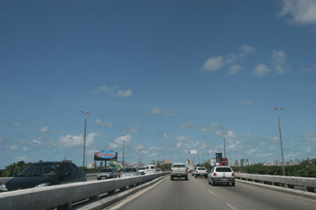Puentes sobre el río Beberibe, Recife, Pernambuco, Brasil