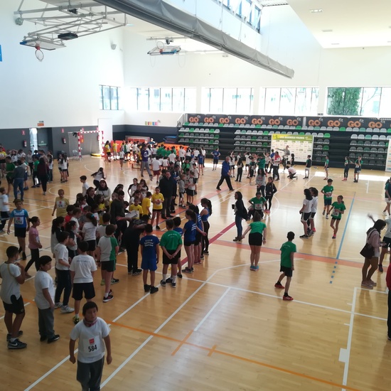 Encuentro de Atletismo 5º y 6º LUIS BELLO 16