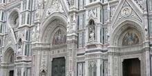Detalle de la puerta del Duomo, Florencia