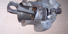 Sección longitudinal de cilindro de motor opuesto