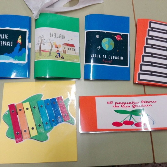 Material manipulativo instrumentos, espacio, frutas... 8