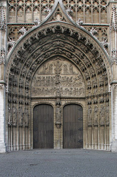 Frontispicio de la Catedral de Nuestra Señora de Amberes, Bélgic