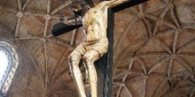 Cristo crucificado en el Mosteiro dos Jeronimos, Portugal