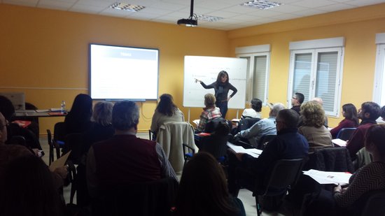 Ponencia de Dña. Marta Fernández Bueno