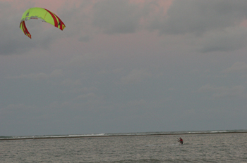 Flysurf en Maracaípe, Pernambuco, Brasil