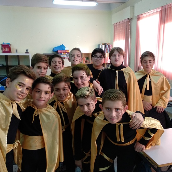 Instantes previos a la actuación de carnaval 6