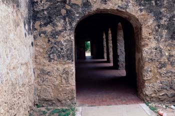 Pasaje de piedra