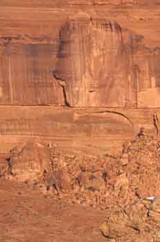 Huella de la erosión en una montaña