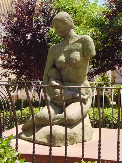 Escultura en Velilla de San Antonio