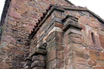 Detalle del pórtico de Santa Cristina de Lena, Lena, Principado