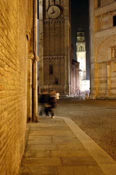 Duomo y campanario posterior, Parma
