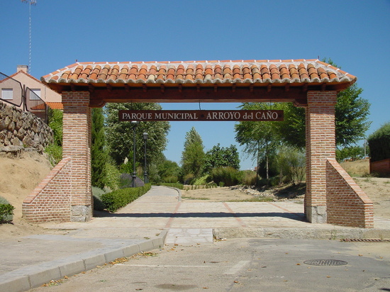 Parque municipal Arroyo del Caño en Moraleja de Enmedio